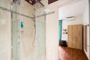 Triple Room - Hotiday La Spezia Quiet Night (La Spezia)