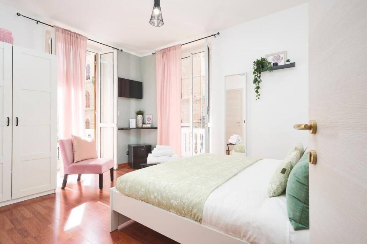 Kamar Double | Kedap suara, tempat tidur bayi gratis, Wi-Fi gratis, dan seprai linen