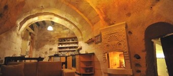 Anitya Cave House with Turkish Bath – Historic Winery Retreat