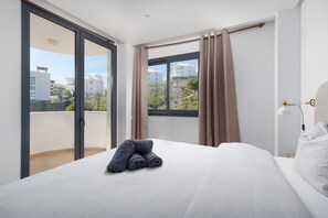 3 bedrooms, iron/ironing board, free WiFi, bed sheets - Paula Lemac | Stylish El Higueron Apartment with Sea Views, Spacious Terrace & Comfort (Fuengirola)