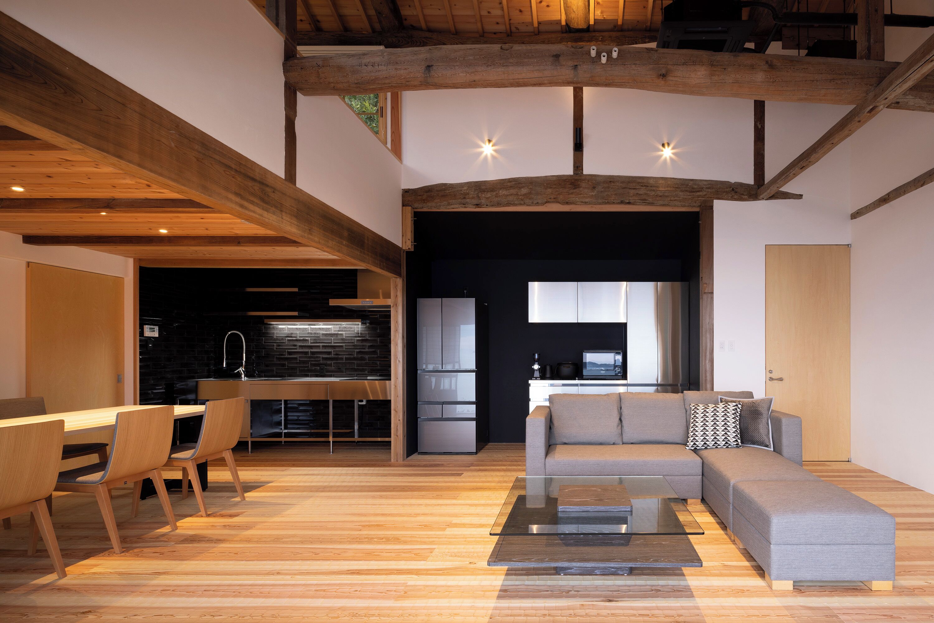 Villa, 5 Bedrooms, Lanai, Sea View | Living area