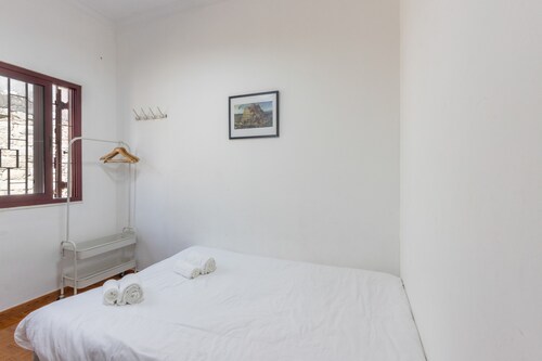Family Retreat 5 Minutes’ Walk from D. Luís I Bridge