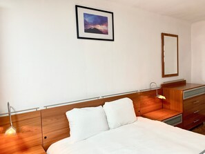5 camere, Wi-Fi, lenzuola