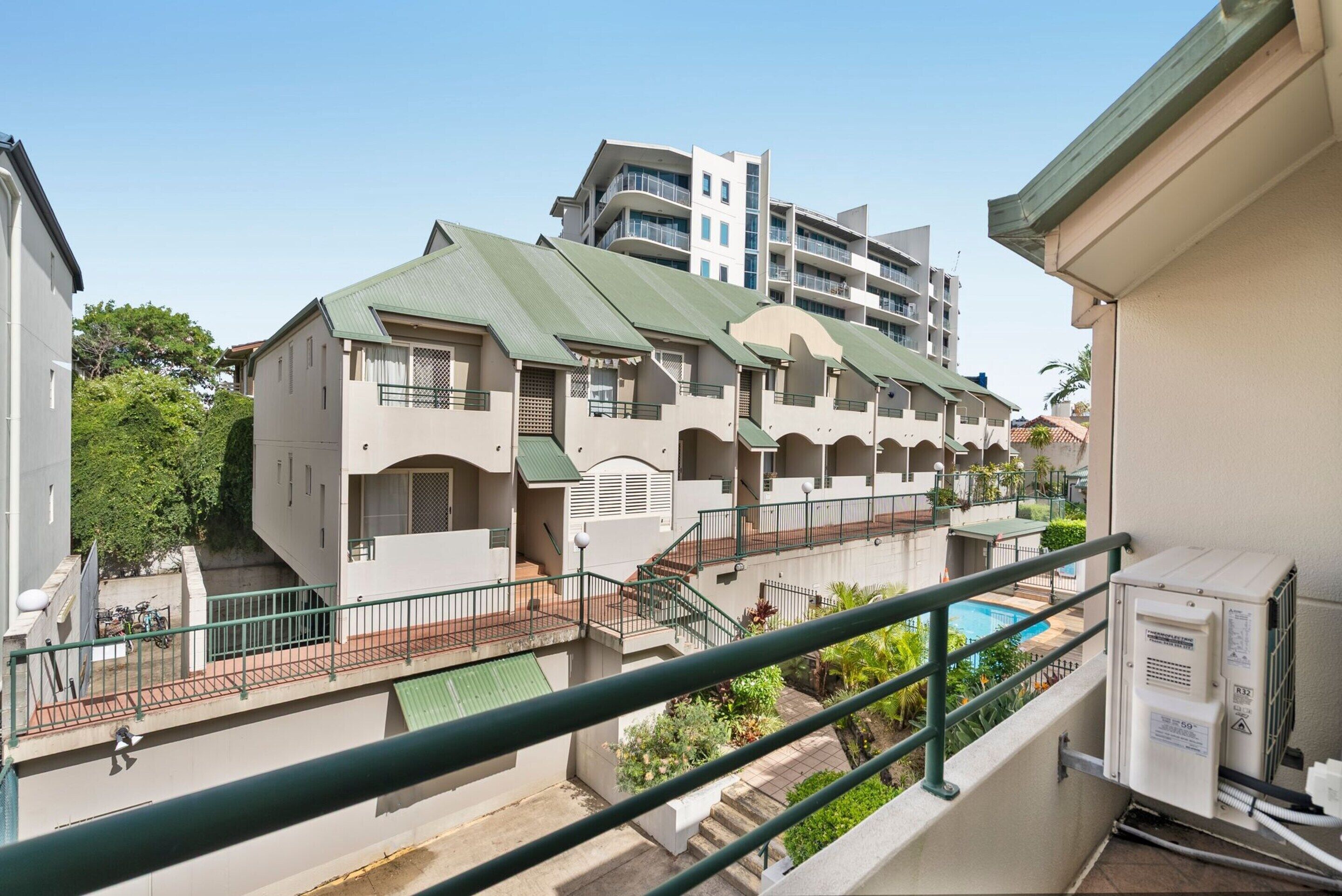 Apartment | Reception