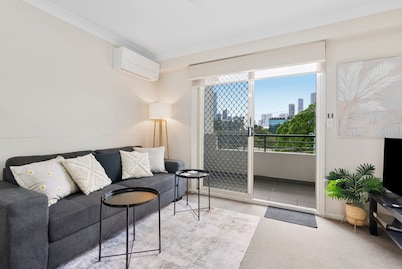 Comfortable Stay With Pool Access