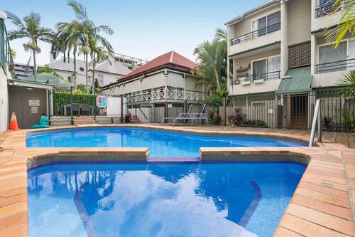 Apartment | Pool | Outdoor pool