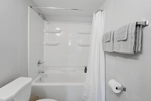 Hair dryer, towels - 2BR/2BA Apartment | Work-Friendly | Extended Stay (Durham)