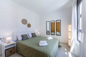 2 bedrooms, iron/ironing board, free WiFi, bed sheets - MarLau Macenas (Mojacar)