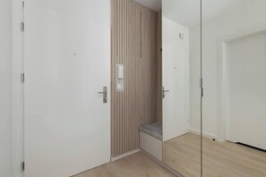 Interior - Cozy Apartment with Balcony | Parking | 800 m to the Beach (Międzywodzie)