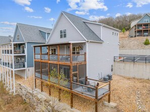 Exterior - Kokomo Kove Hot Tub, Views (Branson)
