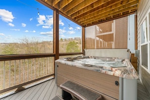 Outdoor spa tub - Kokomo Kove Hot Tub, Views (Branson)