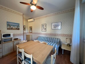 Apartment, 2 Bedrooms, Patio, Garden View | Interior - Enjoy Your Holidays in our Bright Patio (Lignano Sabbiadoro)