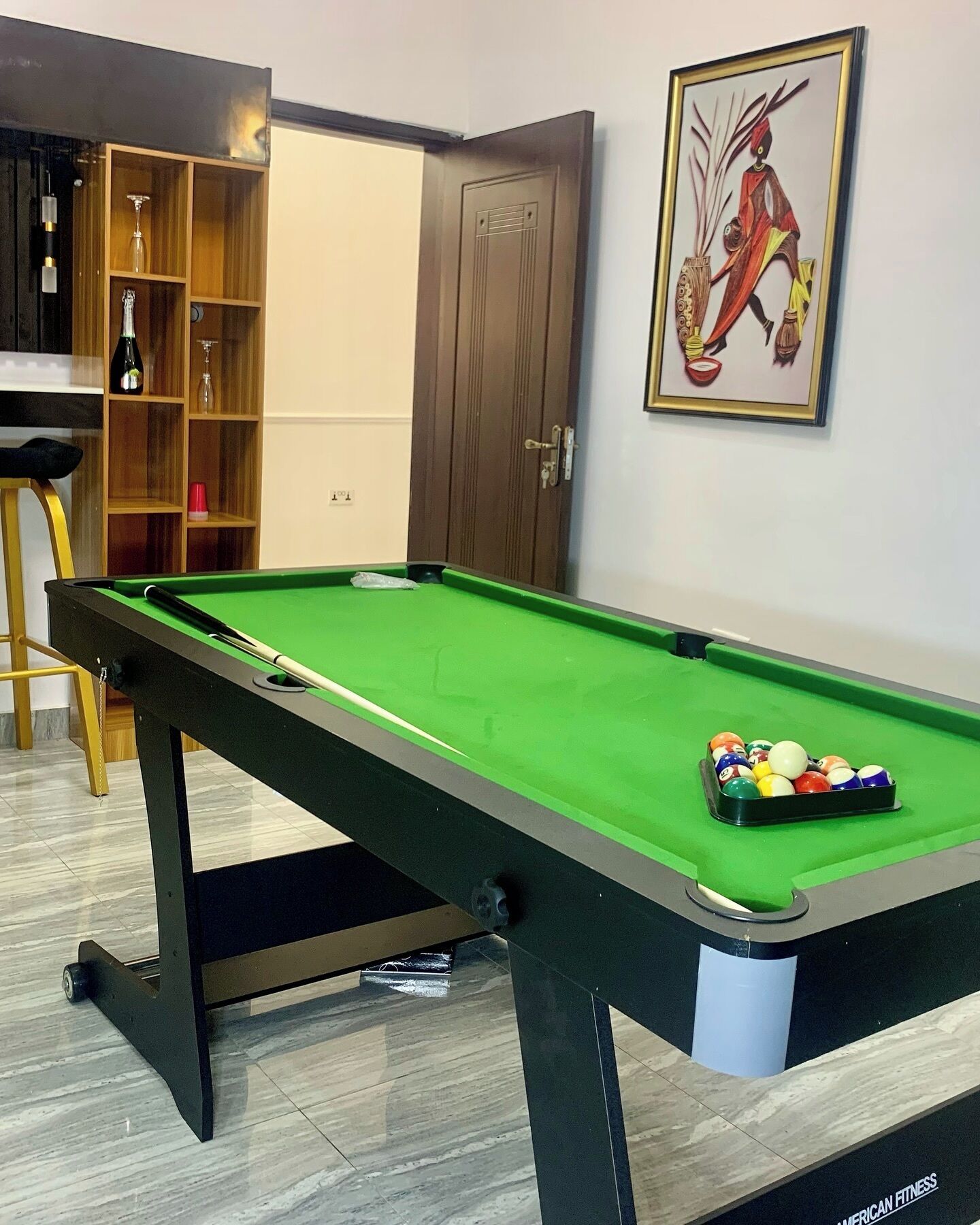 Familie appartement, balkon, uitzicht op stad | Spelletjeskamer