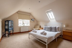 2 Schlafzimmer, Bügeleisen/Bügelbrett, kostenloses WLAN, Bettwäsche