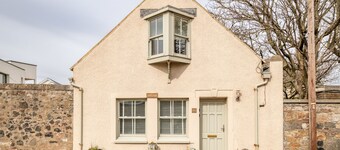 The Small House | Elie