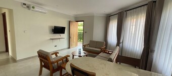 Spacious 2-Bedroom Apartment Le Cottage Mbale