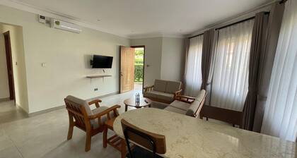 Spacious 2-Bedroom Apartment Le Cottage Mbale