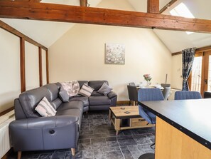 Interior - Ysgubor Fachwen (Newtown)