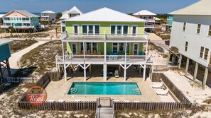 Exterior - West Side of Stunning Gulf-Front Duplex W/ Pool - 5 Br 4.5 Ba (Gulf Shores)