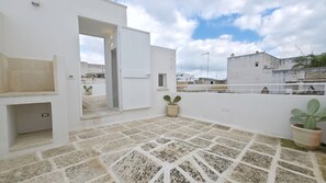 Vila, para fumantes | 3 quartos