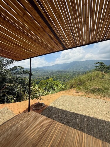 Casa Morpho, Modern Studio with Unique Waterfall Views