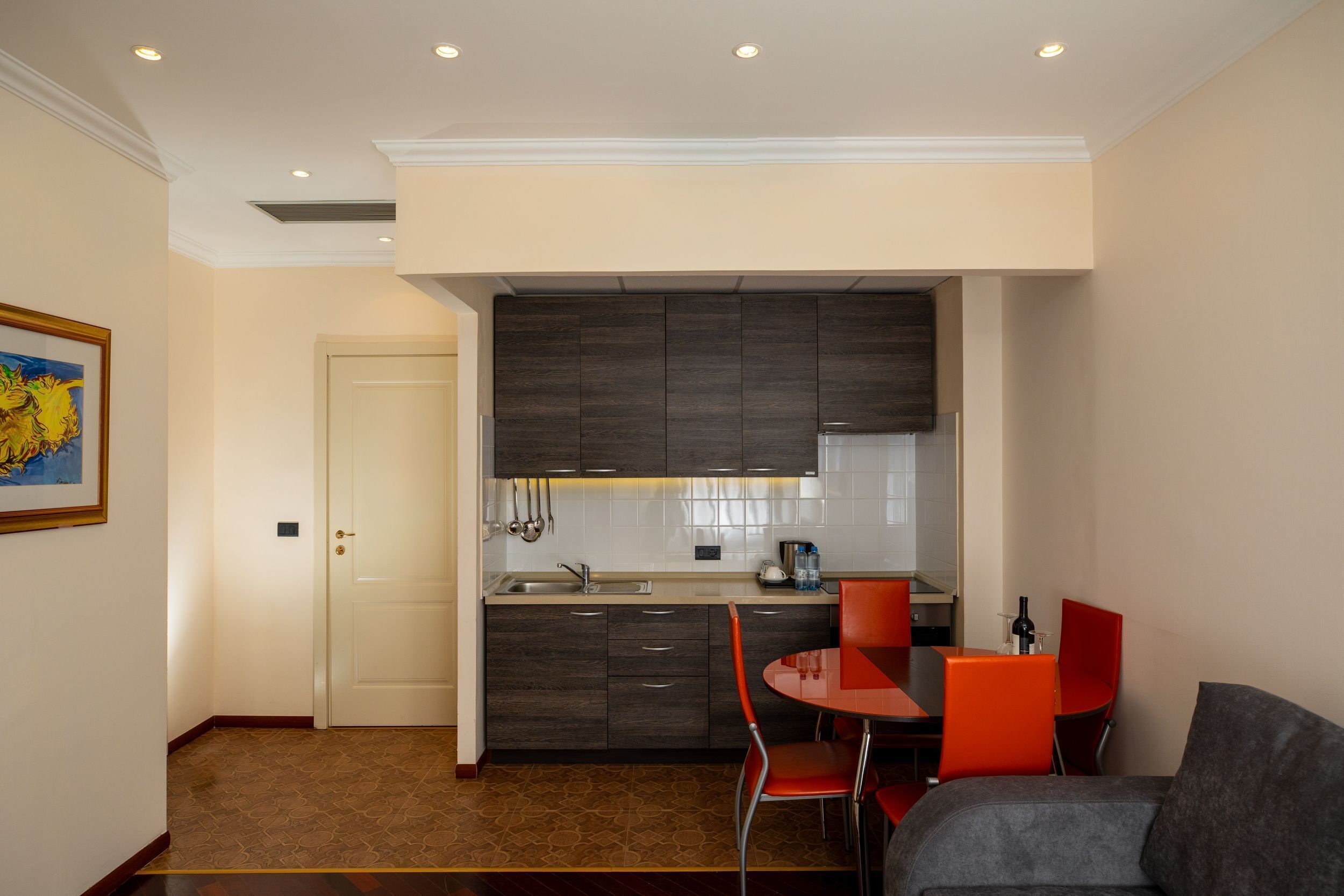 Suite Familiale, vue ville | Restauration