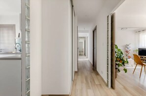 Interior - F4 77 mp2 new home automation near station & bus Luxembourg (Thionville)