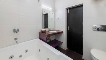 Presidential-dobbeltværelse - byudsigt | Badeværelse