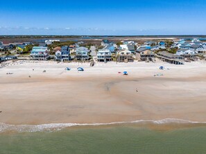 Beach - Topsy Turtle- 3 Bedroom Oceanfront Oasis (North Topsail Beach)