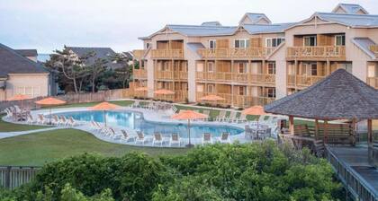 Evans OBX Residence + Views. Beach & Resort Perks