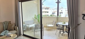 Room - Kings Avenue Nest By Staycom (Paphos)