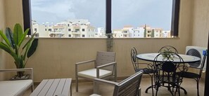 Room - Kings Avenue Nest By Staycom (Paphos)