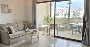 Room - Kings Avenue Nest By Staycom (Paphos)
