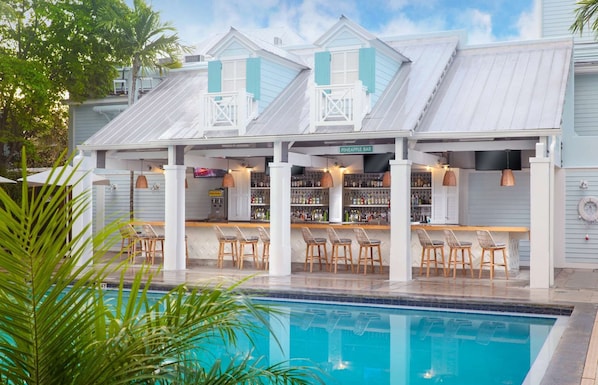 Pool - Duval Street Stay + Free Breakfast, Pool & Bar (Key West)
