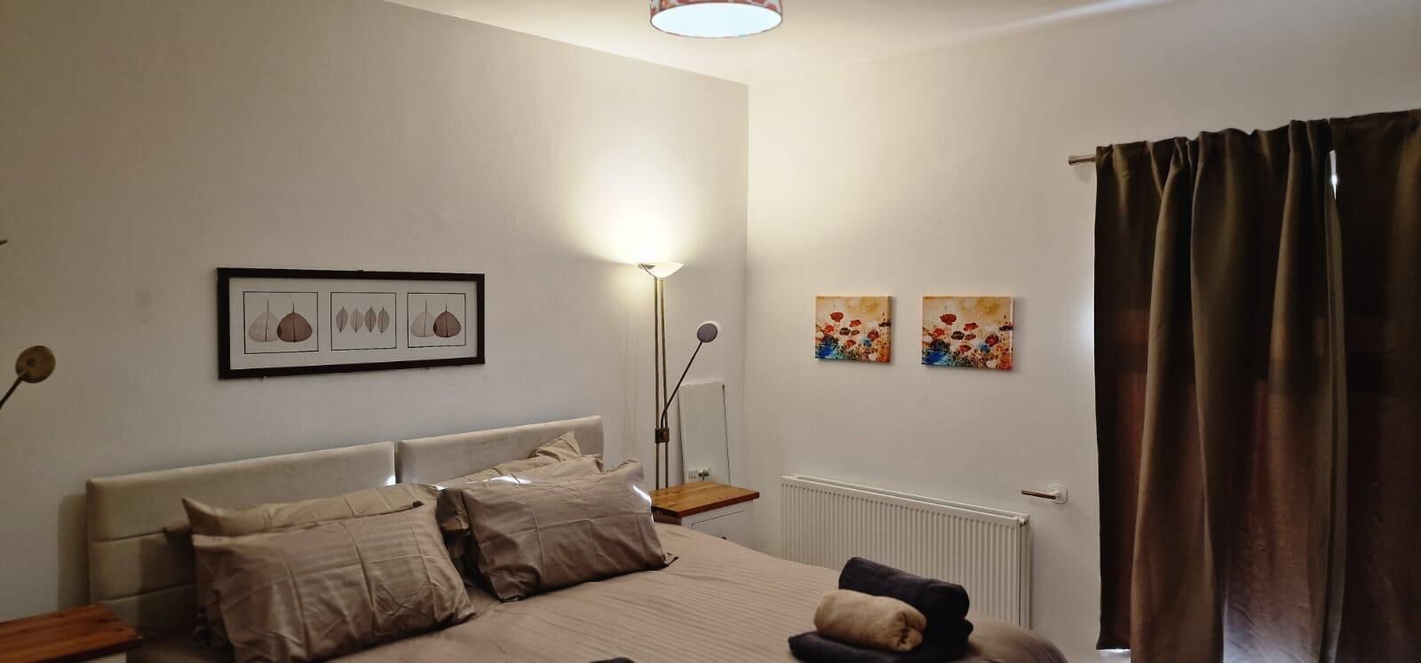 House, Multiple Beds