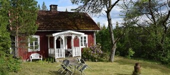 Cozy farmhouse in Smaland with rowing boat!