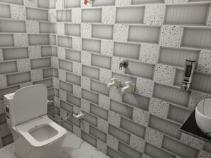 Bathroom - Sivago hotel (Chhata)