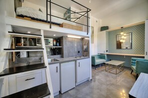 Private kitchen - Studio Colette mezzanine - 500m FROM THE BEACH (Cannes)