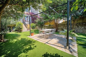 Outdoor dining - Studio Colette mezzanine - 500m FROM THE BEACH (Cannes)