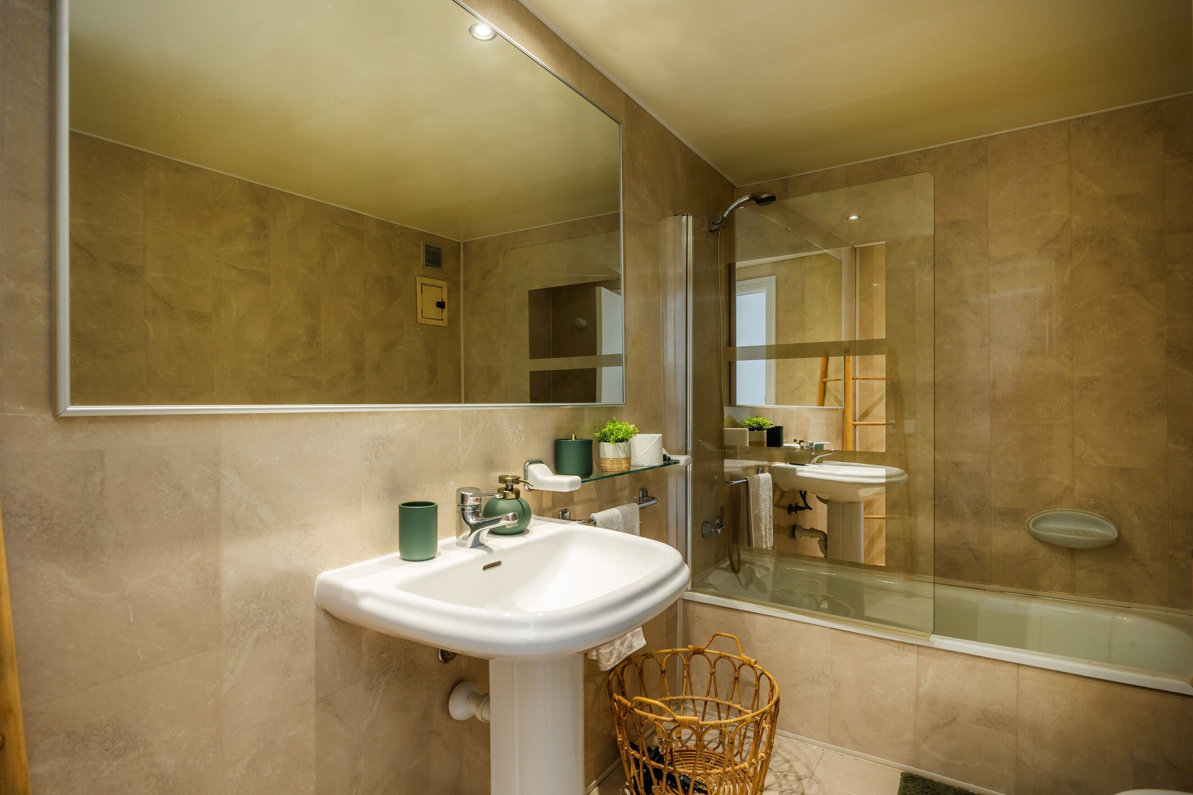 Shower, hair dryer