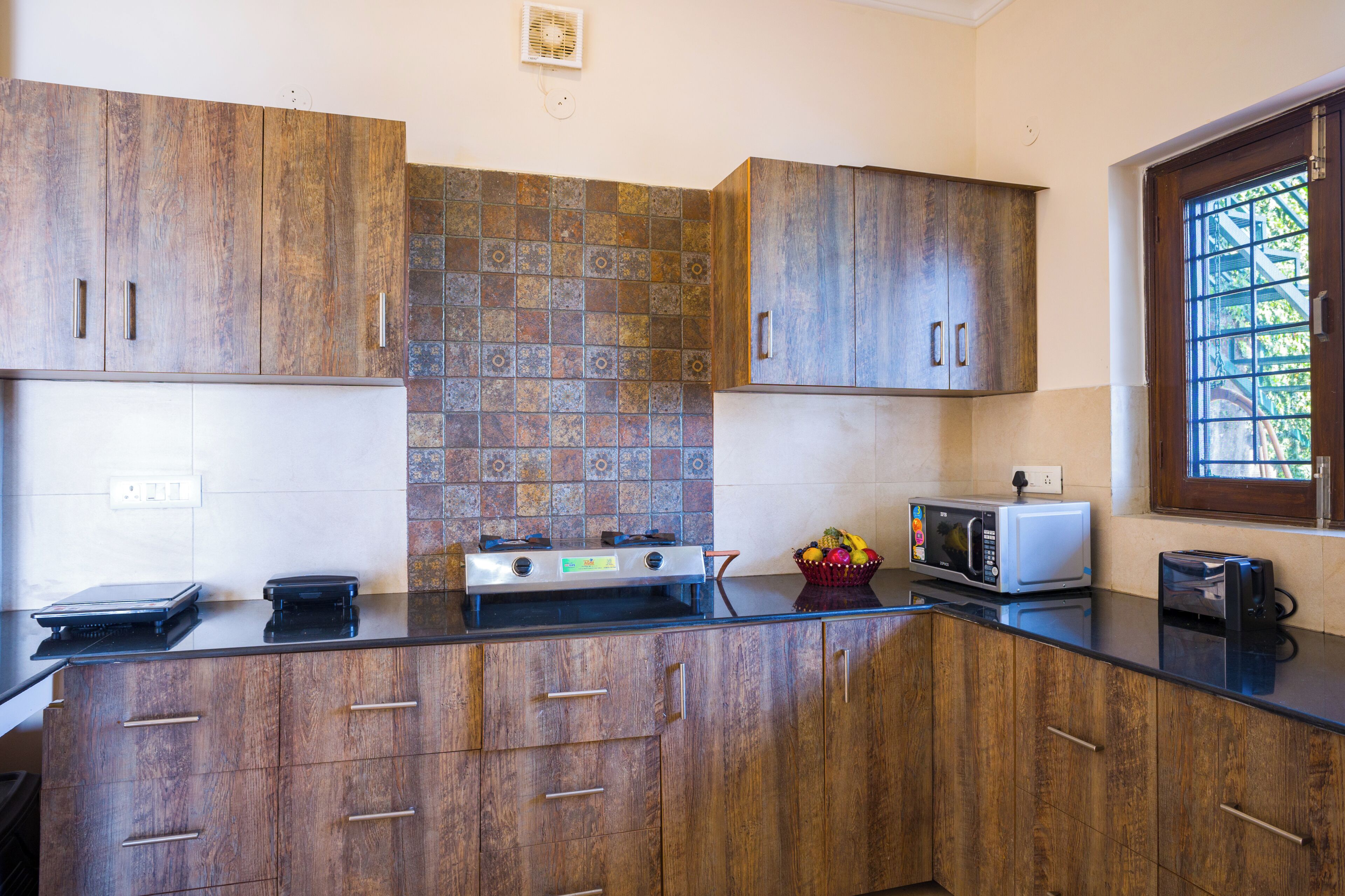 Deluxe-villa - bakkeudsigt | Privat køkken