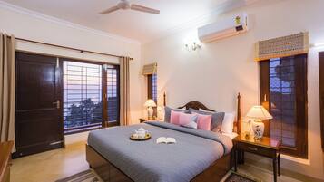 Deluxe Villa, Hill View