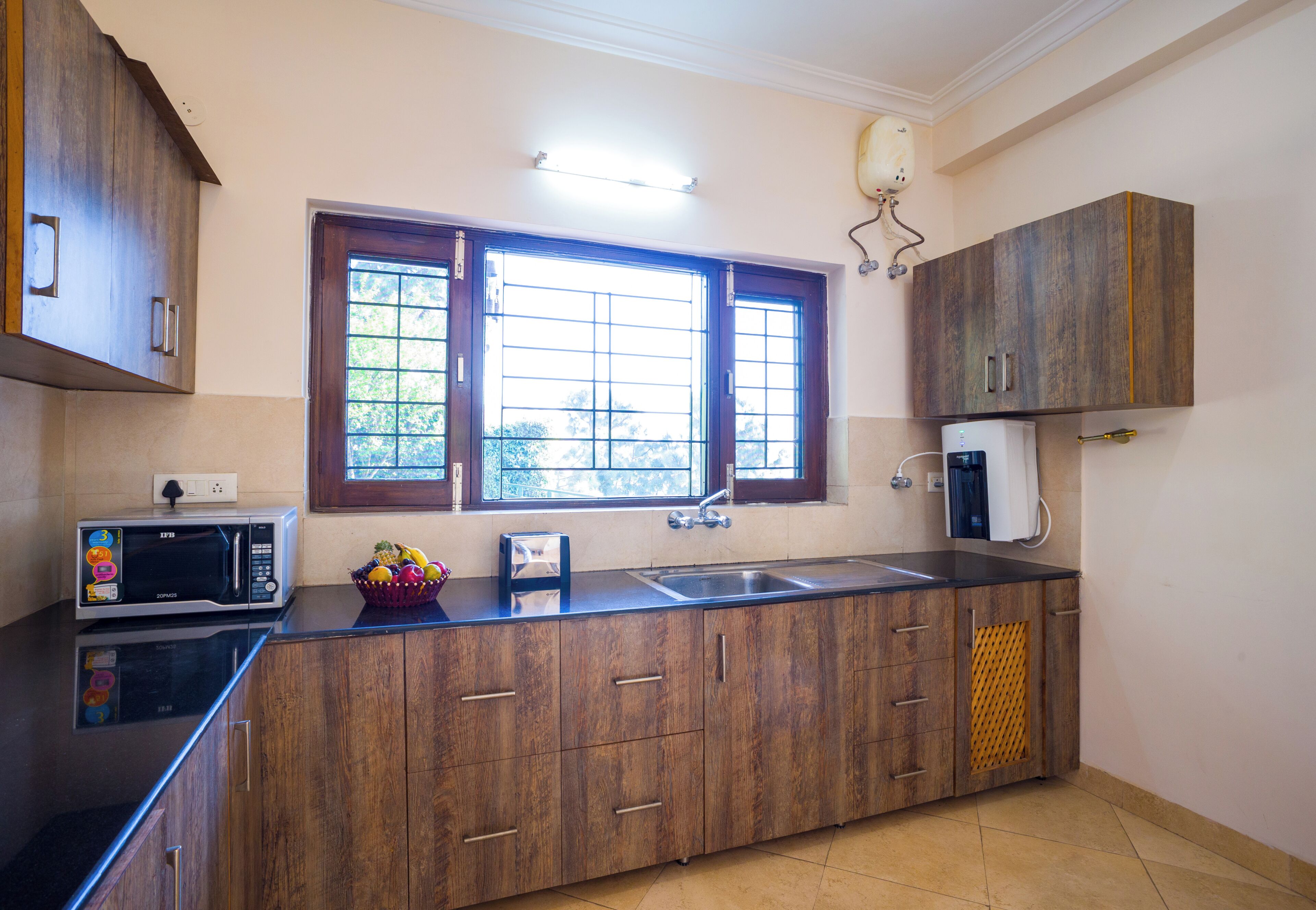 Deluxe Villa, Hill View | Private kitchen