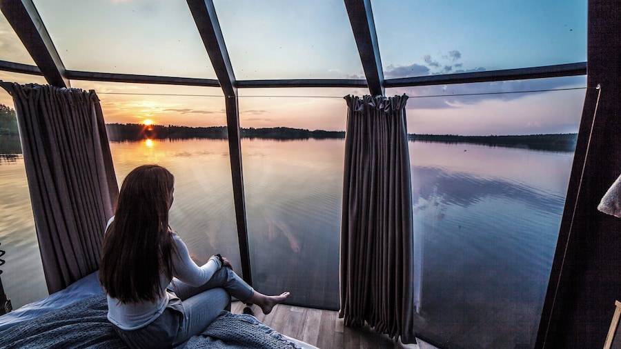 AuroraHut Glass Igloos Ranua