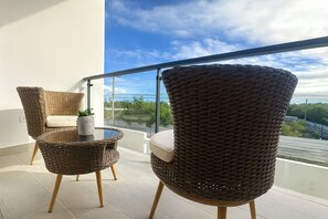 Terrace/patio - Fabulous 2-bedroom apartment with AC in Pueblo Bavaro (Pueblo Bavaro)