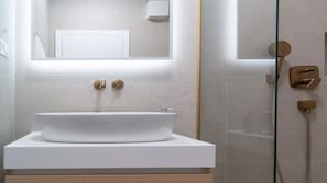 Shower, hair dryer, towels - Villa Rabella – luxury by Villas Guide (Mundanije)