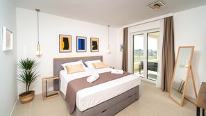 4 habitaciones, tabla de planchar con plancha y wifi gratis 