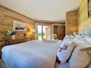 2 Schlafzimmer, Reisekinderbett, kostenloses WLAN