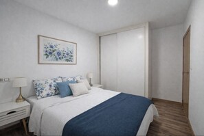 3 bedrooms, bed sheets