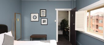 Hotel Emerald